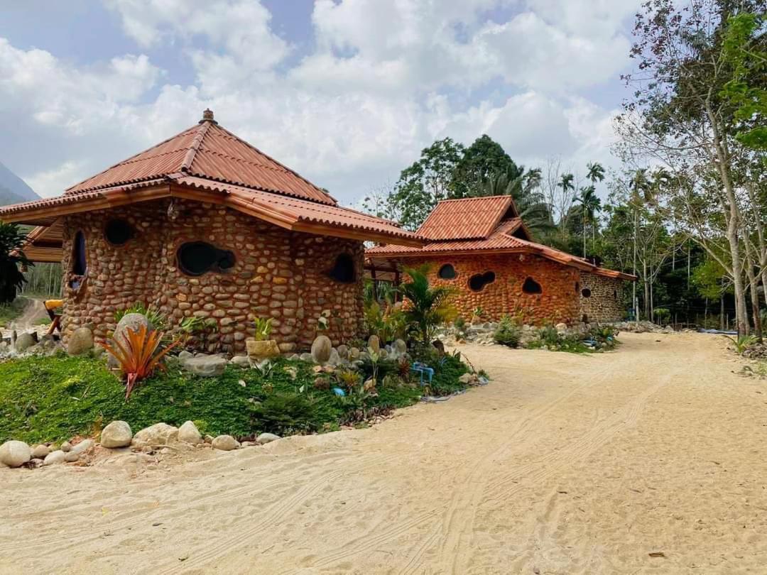 Chang Klang District ลีลา โฮมสเตย์ Leela Homestay מראה חיצוני תמונה